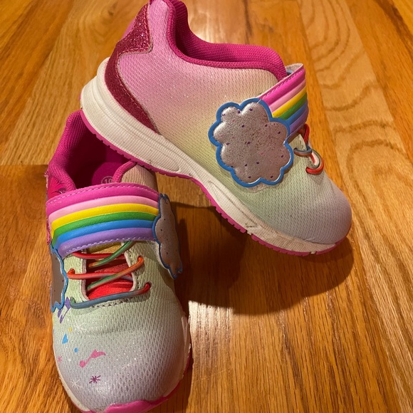 Trolls 2 Light-up Sneakers - Picture 12 of 16